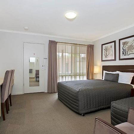 Elm Tree Motel Warrnambool Dış mekan fotoğraf