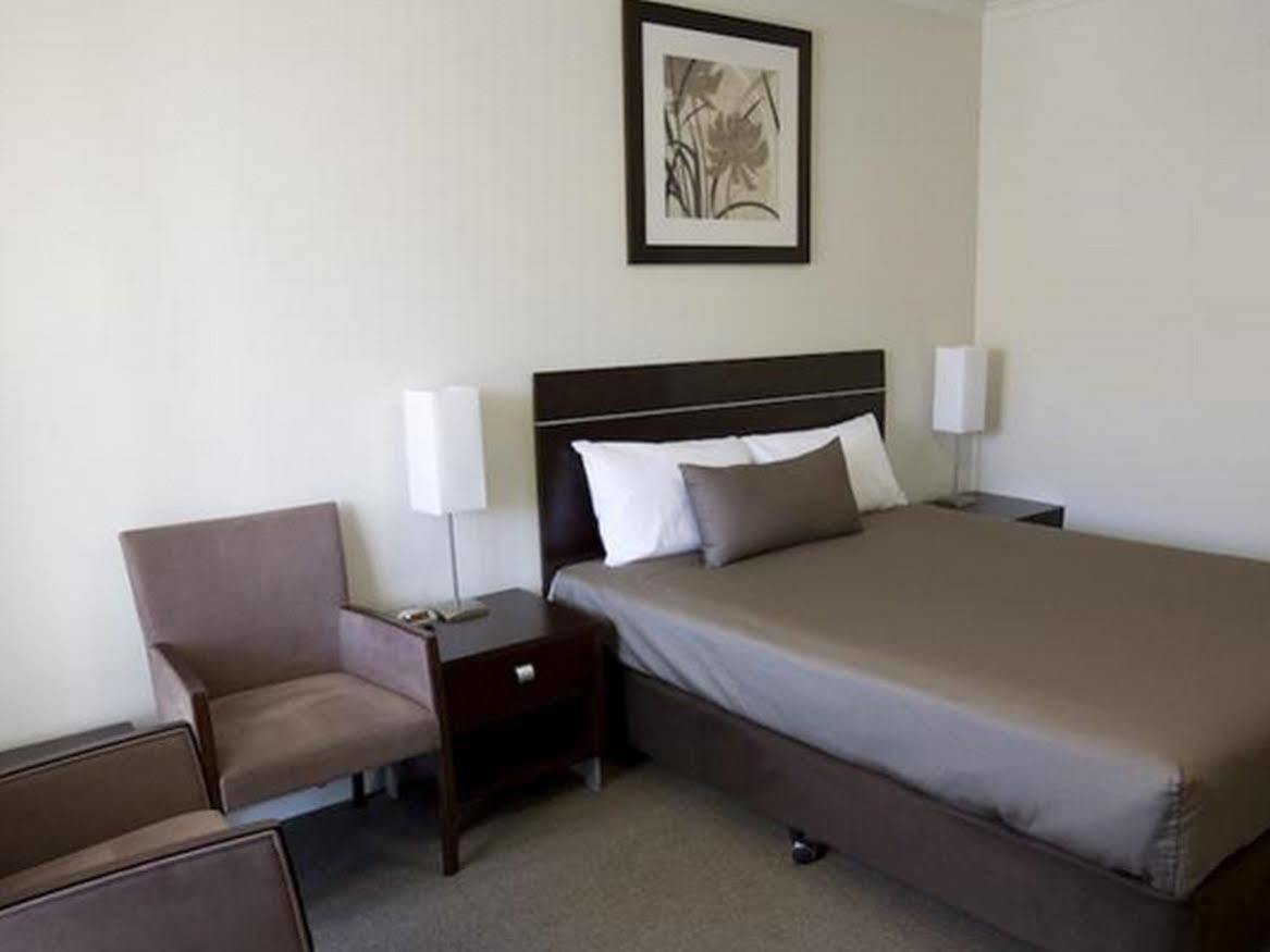 Elm Tree Motel Warrnambool Dış mekan fotoğraf